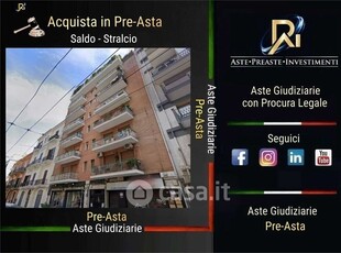 Appartamento in Vendita in Via Principe Amedeo 226 a Bari