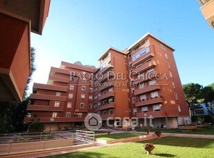 Appartamento in Vendita in Via Roma 162 a Livorno