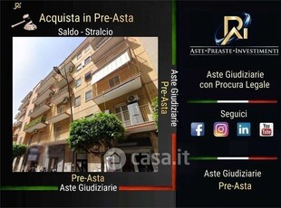 Appartamento in Vendita in Viale Liguria 81 a Taranto