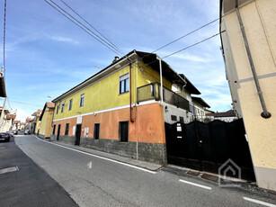 azienda commerciale in vendita a Rondissone