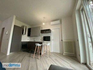 Bilocale arredato con terrazzo Baggio, forze armate, quinto romano