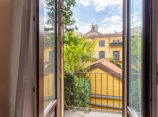 Bilocale arredato in affitto in corso di porta vigentina, Milano