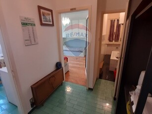 Bilocale in Affitto a Trieste, zona San Giacomo, 400€, 40 m²