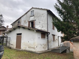 Brisighella - ZONA Zattaglia VENDESI CASA INDIPENDENTE CON GIARDINO PRIVATO