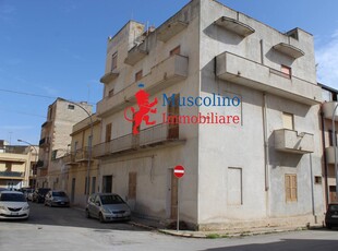 Casa indipendente con terrazzo, Mazara del Vallo centro