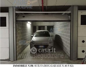 Garage/Posto auto in Vendita in Piazza Giuseppe Garibaldi a Atessa