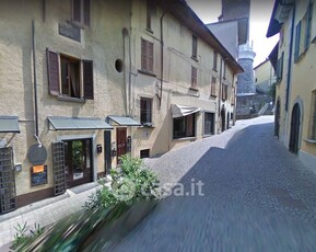 Negozio/Locale commerciale in Vendita in Via Canonico Bissolotti 7 a Palazzolo sull'Oglio