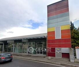 Negozio/Locale commerciale in Vendita in Via Francesco Ferrucci a Prato