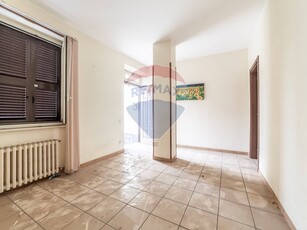 Trilocale in Vendita a Roma, zona Borghesiana, 129'000€, 70 m²