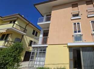 Villa Bifamiliare in vendita a Este - Zona: Este