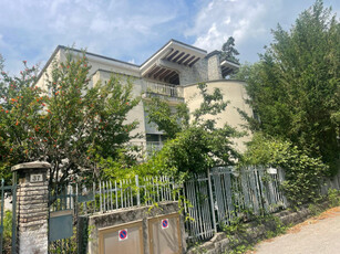 Villa Bifamiliare in vendita a Valdagno