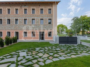 Villa bifamiliare in Via Fontanive, 34, Zoppola (PN)
