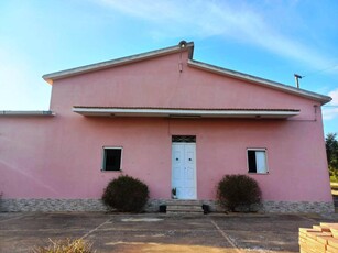 Villa in vendita a Caltagirone