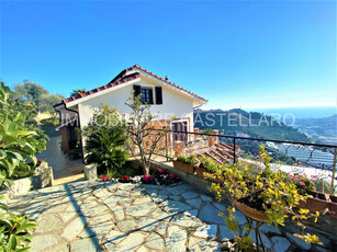 villa in vendita a Castellaro