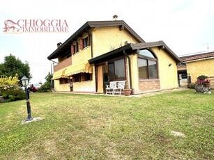 Villa in vendita a Chioggia - Zona: Ca' Lino