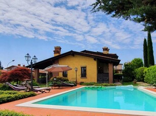 Villa in vendita a Moniga Del Garda