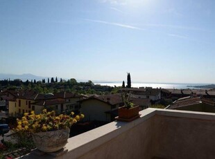 Villa in vendita a Padenghe Sul Garda