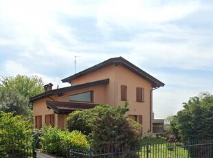 Villa in Vendita a Roccafranca