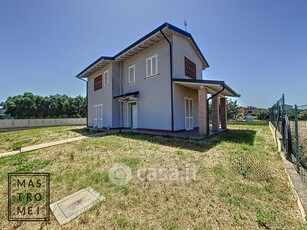 Villa in Vendita in a Castelfranco di Sotto