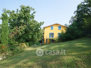 Villa in Vendita in a Moncucco Torinese