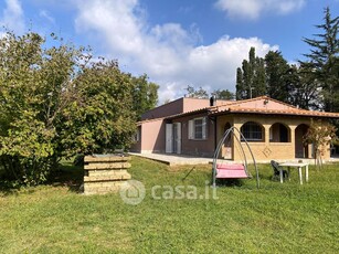 Villa in Vendita in Via della Padula 57124 a Livorno