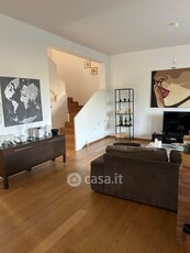 Villa in Vendita in Via Stefano Felis 32 a Bari