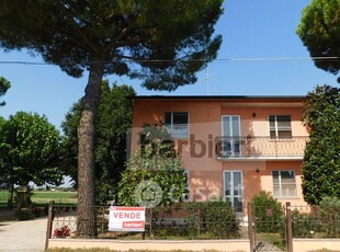 Villa in Vendita in Via Zavattina a Cervia