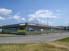Capannone Industriale in vendita a Calcinate via Larga