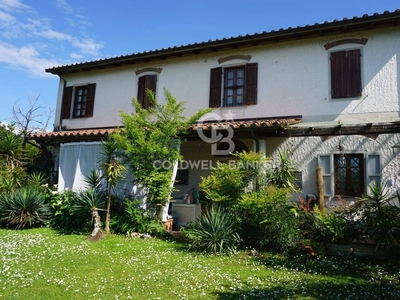 Casa in vendita in Pietrasanta, Italia