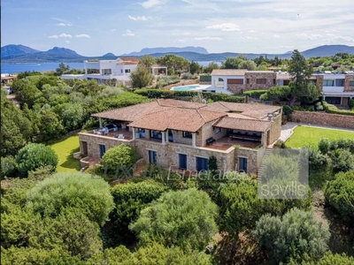 Villa in vendita Olbia, Sardegna