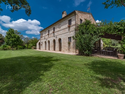 Rustico in vendita a Corridonia