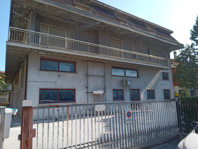 Stabile/Palazzo in vendita a Tortoreto