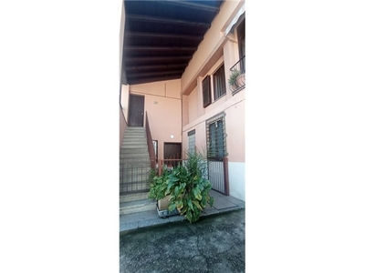 Duplex in Via Colombo, 12, Appiano Gentile (CO)
