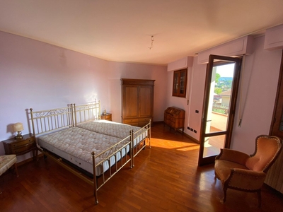 Casa in vendita 3 Stanze da letto a Montecatini-terme