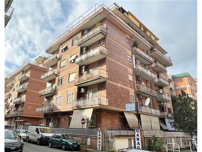Appartamento in Via San Giorgio Di Nogaro, 7, Roma (RM)