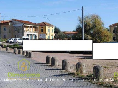 Terreno in vendita in via via sarzanese valdera s.maria a colle snc, Lucca