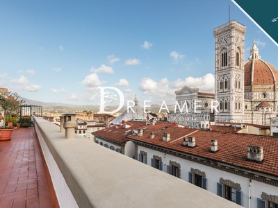 Appartamento di lusso di 110 m² in vendita Via De' Pecori 1, Firenze, Toscana