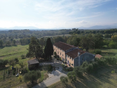 Casa indipendente in Vendita a Capannori Via di Collecchio