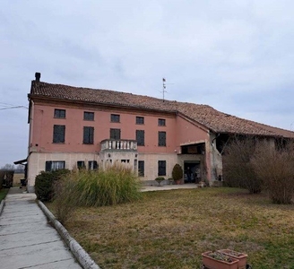 Semindipendente - Porzione di casa a Isola Sant'Antonio