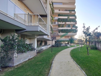 Appartamento in Strada Vicinale San Pasquale 1, Bari, 5 locali, 189 m²