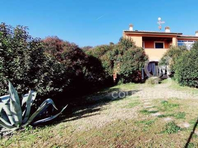 Villa a Schiera in Vendita ad Grotte di Castro - 82000 Euro