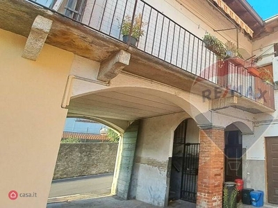 Appartamento in Vendita in Via Masaccio 1 a Bardello con Malgesso e Bregano