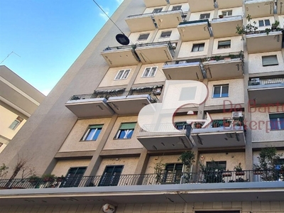 Appartamento in Via Dei Mille, Bari, 5 locali, 2 bagni, 136 m²
