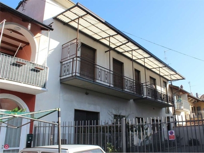 Casa Bi/Trifamiliare in Vendita in Via Como 20 a Cesano Maderno