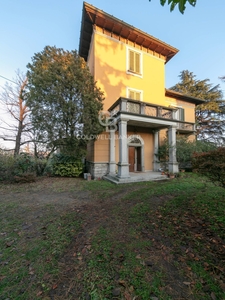 Casa in vendita in Castellanza, Italia