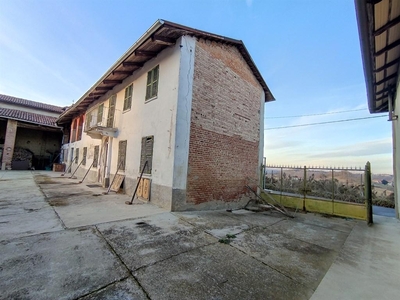Casa indipendente in Strada Salairolo, Revigliasco d'Asti, 5 locali