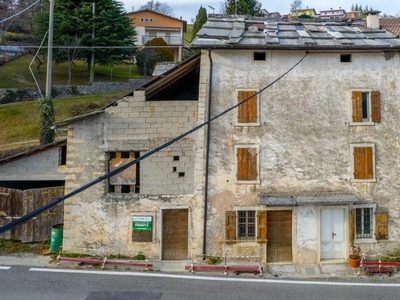 Casa indipendente in vendita a Bosco Chiesanuova