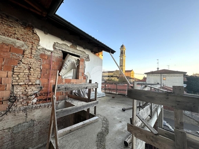 Casa indipendente in vendita a Santo Stefano Ticino