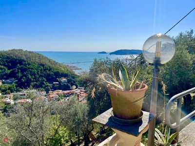 Casa indipendente in Vendita in San Terenzo a Lerici