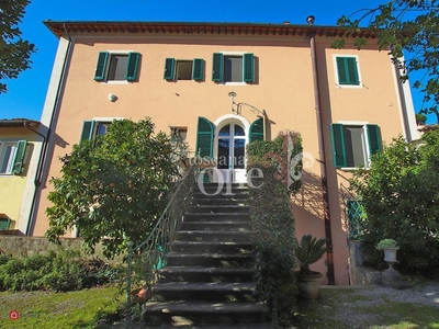 Casa indipendente in Vendita in Via Roma a San Giuliano Terme